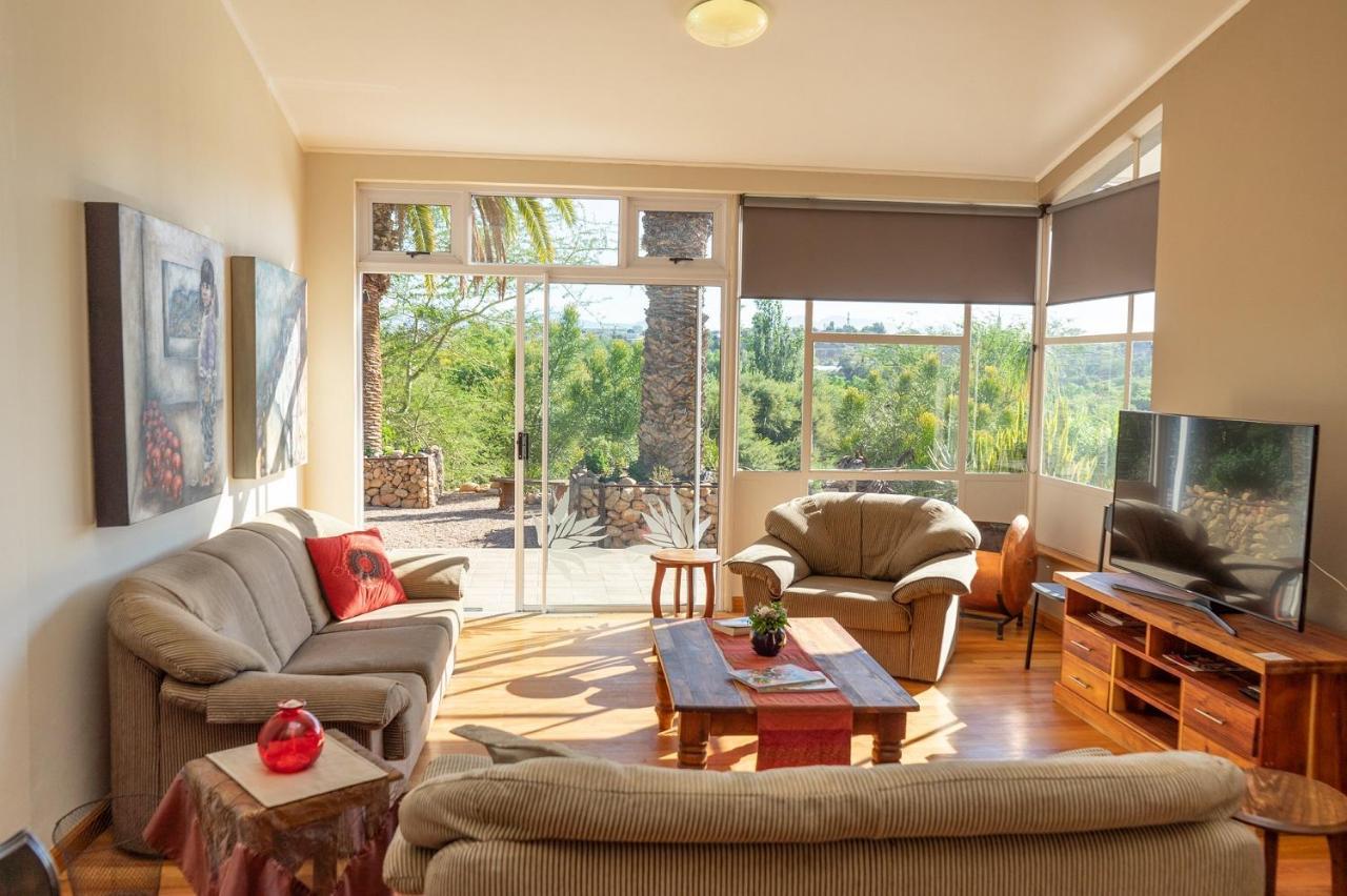 Aloe Manor Hotel Oudtshoorn Ngoại thất bức ảnh
